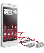 HTC Sensation™ XL c Beats Audio™